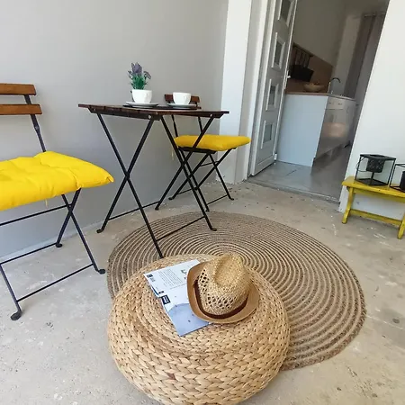 Paola Apartment
